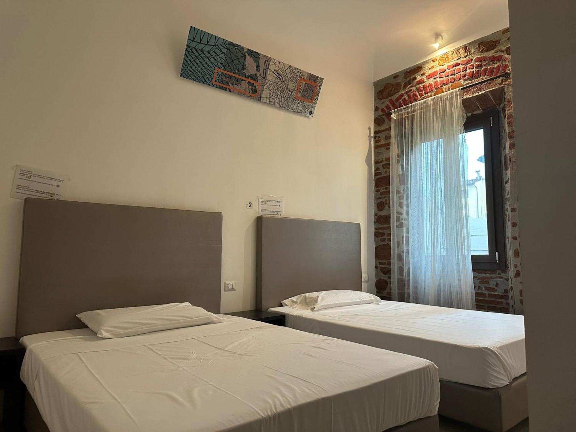 New Generation Hostel Como Lake Exterior foto